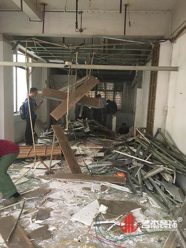 辦公室裝修設計施工現場.jpg