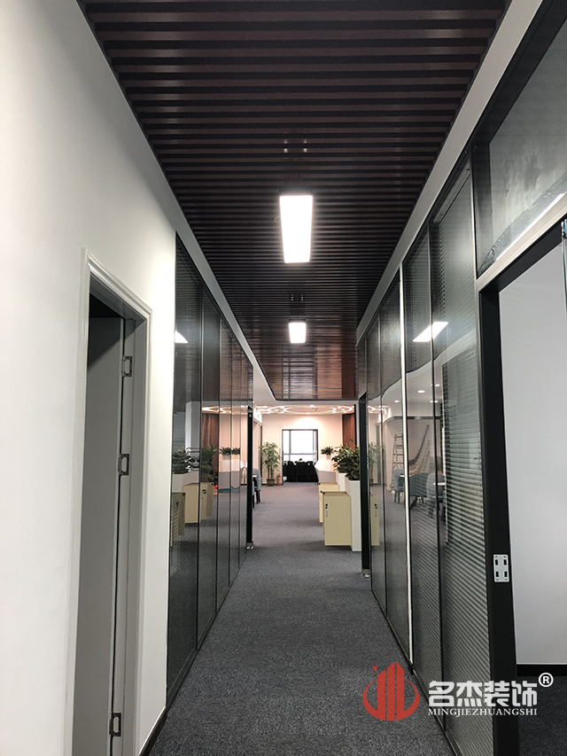 辦公室裝修.jpg 辦公室裝修.jpg