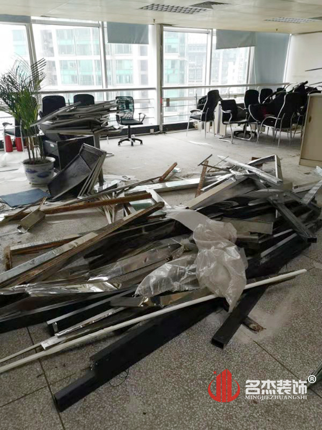 辦公室裝修現場開工照.jpg