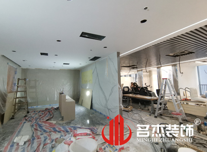 巡工地日記，南訊股份辦公室裝修項目緊張進行中